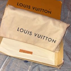 Louis Vuitton Wallet 