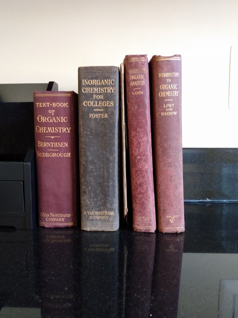 5 Antique Chemistry Books (1922 To 1929)