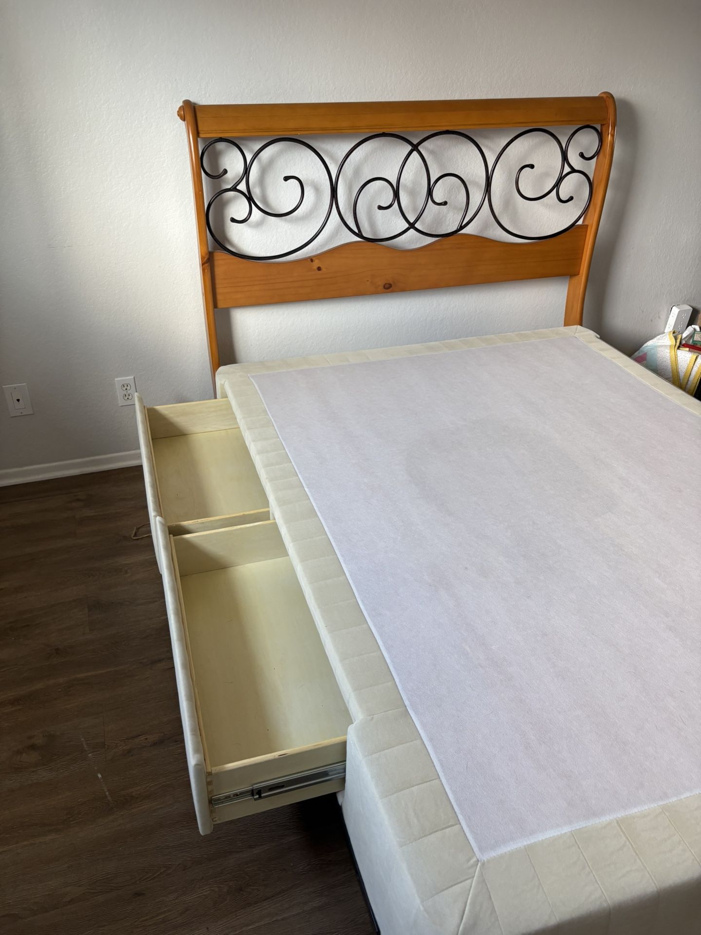 Bed Frame With Box Spring And Drawers 