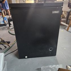 Arctic Chest Freezer