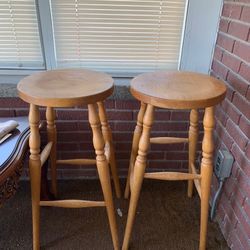 2 Bar Stool