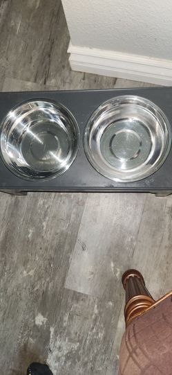 Dogs bowl and stand