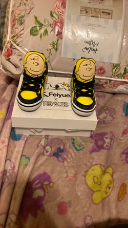 Feiyue. X peanuts Charlie Brown shoes for toddler
