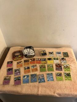 Pokémon Trading Cards Game With Tin 29 Cards 5 Online Redeem Cards