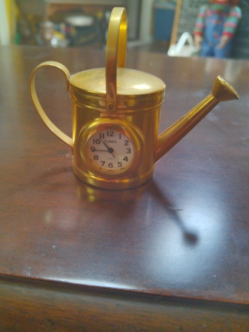 Timex Table Clock Nic Nac 