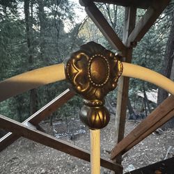 Iron Bed Double No Side Rails.