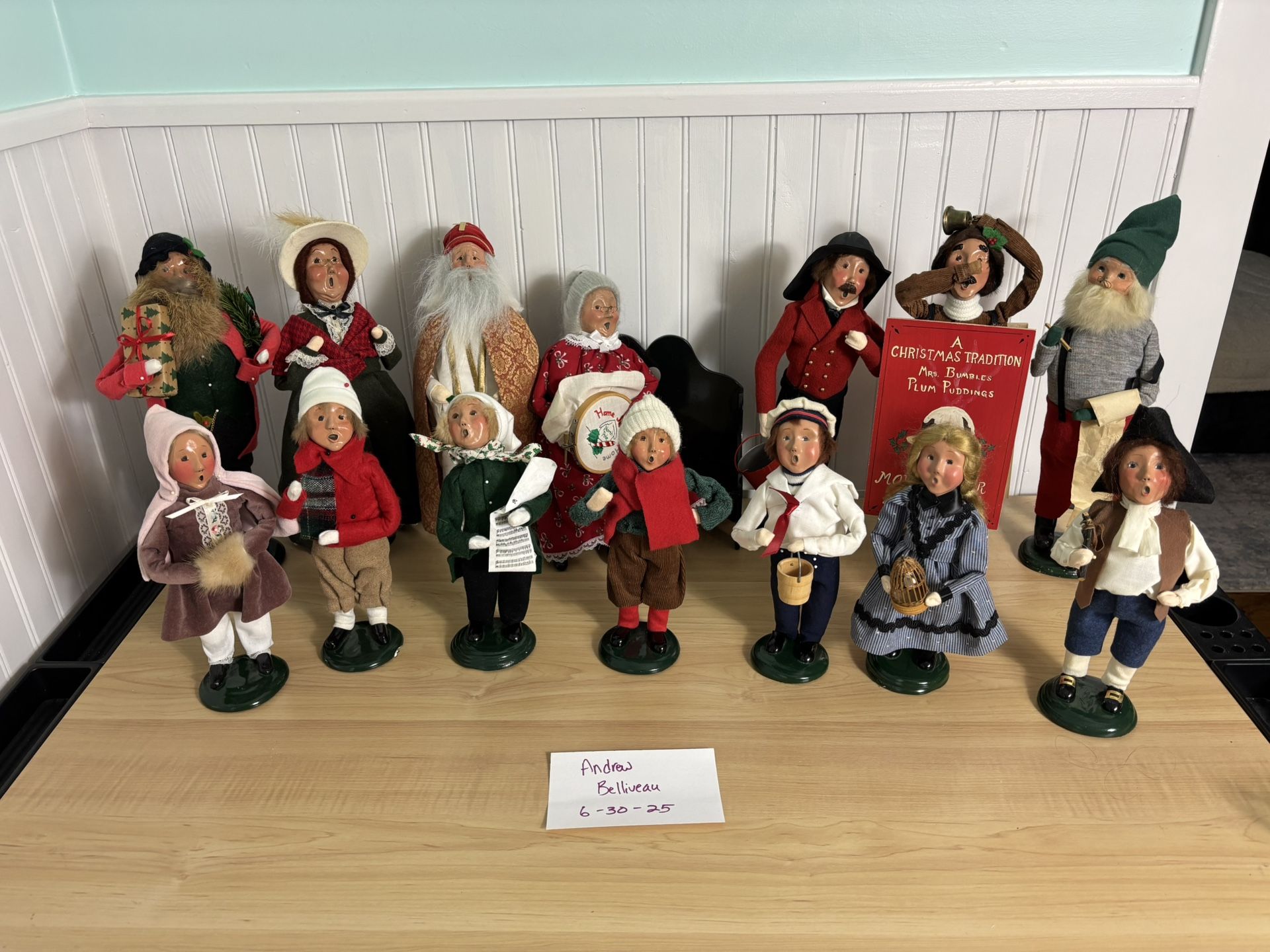 Byers Carolers