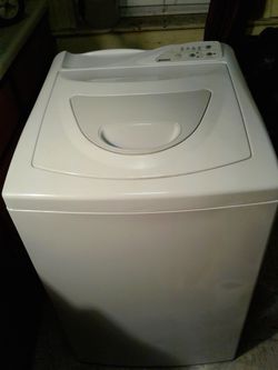 Kenmore Washer Lightweight And Efficient Top Loader $250$ for Sale in  Boston, MA - OfferUp