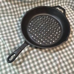10.25” Cast Iron Grill Skillet