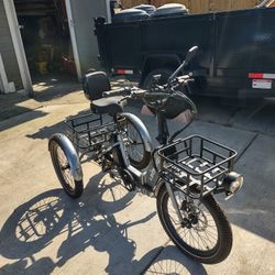 Lectric E-trike 