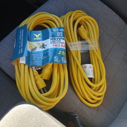 I Have Two 25 Ft Outdoor Light Up Ex Cords New $15.00 Each Or Two For 25.00