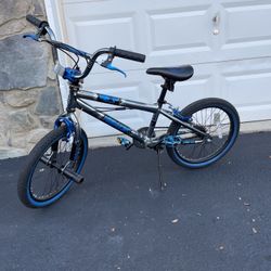 Dark Blue Madd Gear Kid’s / Youth Bike, Bicycle 