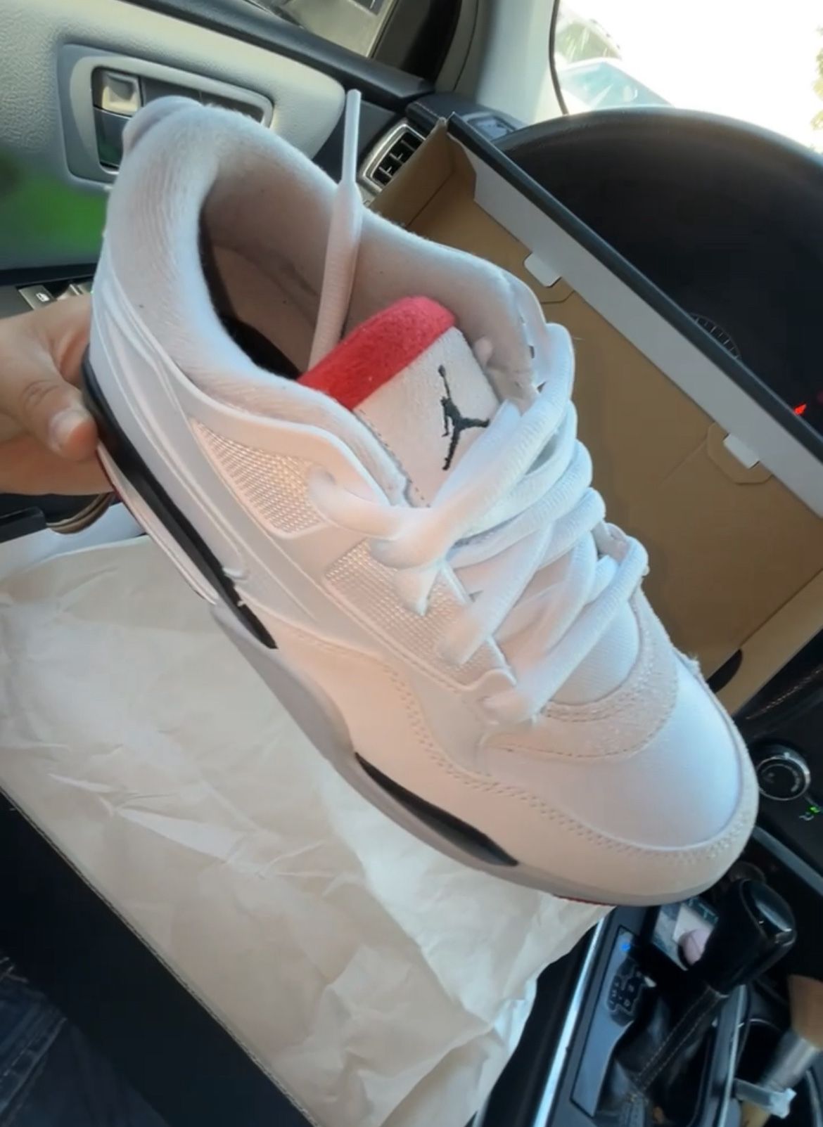 Jordan Retro 4 