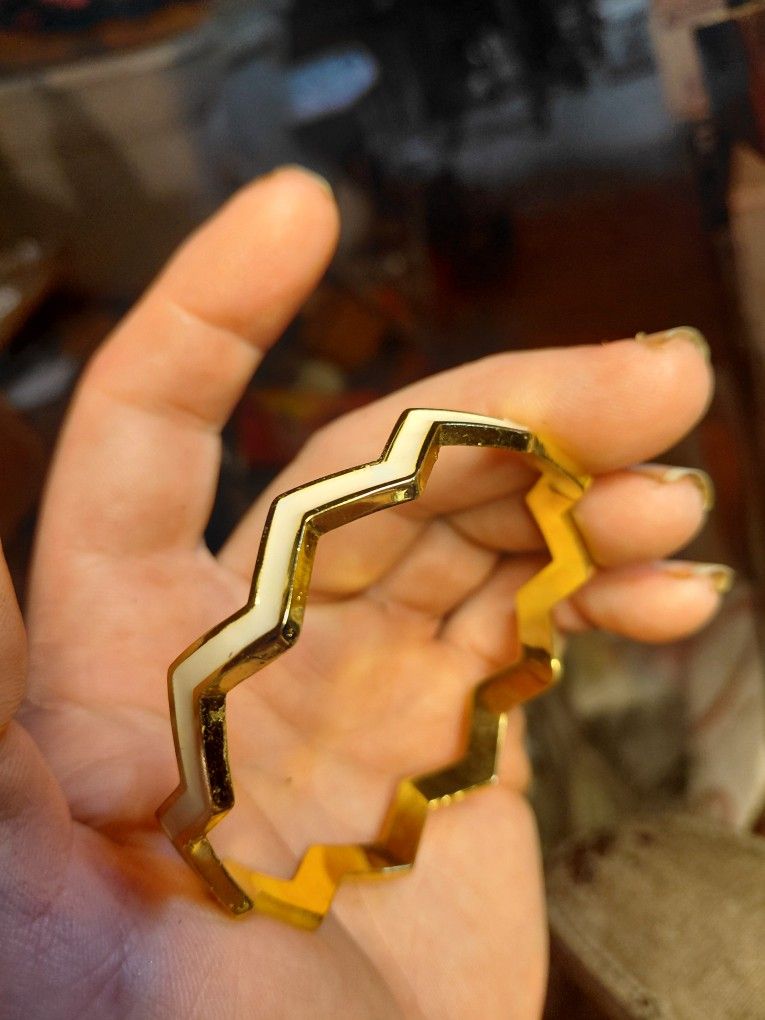 Angled Wave Bangle Bracelet - Gold Tone Metal And White Enamel - Zig/Zag Design