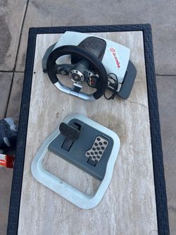 Xbox 360 Steering wheel $25