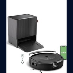 iRobot Roomba Combo 10 Max Robot Vacuum and Mop + AutoWash Dock