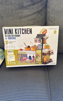 Play Food Seafood Restaurant 