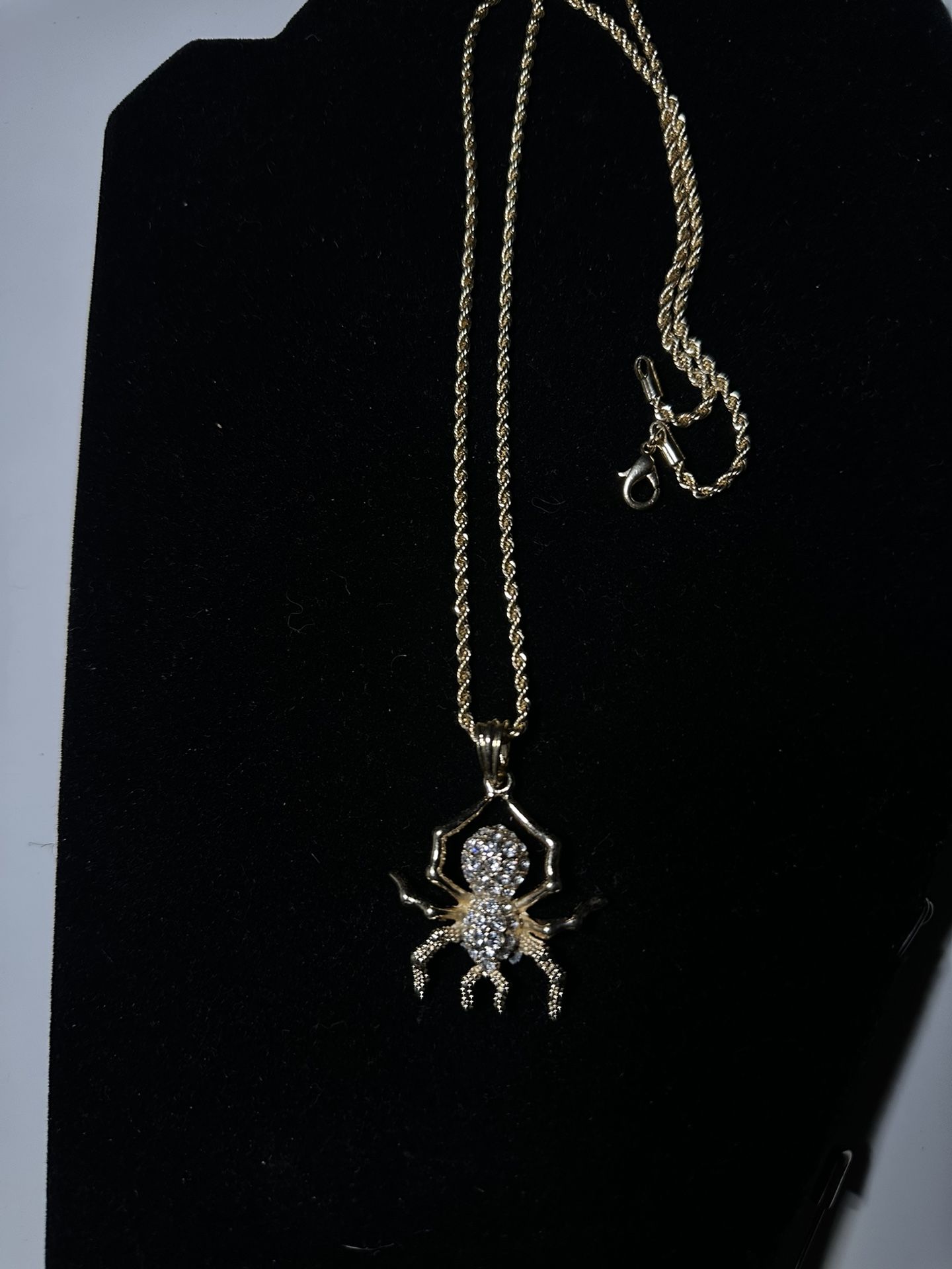 Gold Plated Spider Pendant And Rope Chain (Lab Simulated Diamonds)