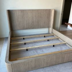 Brand New Restoration Hardware Byron Dupe Flutted KING Platform Bed with 2 NIGHTSTANDS 