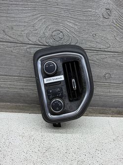 2019-2023 Chevy Silverado 1500 Driver side instrument panel dash trim pad OEM
