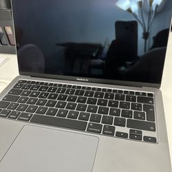 MacBook Air M1 13 Inches