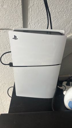 White PlayStation 5 Slim Disc Edition – 1TB + Spider-Man 2 Bundle