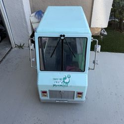 American girl ice cream truck