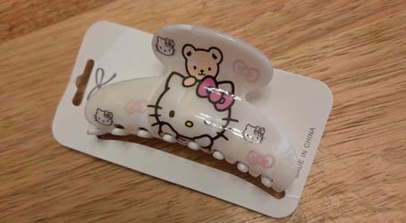 Hello kitty hair clips
