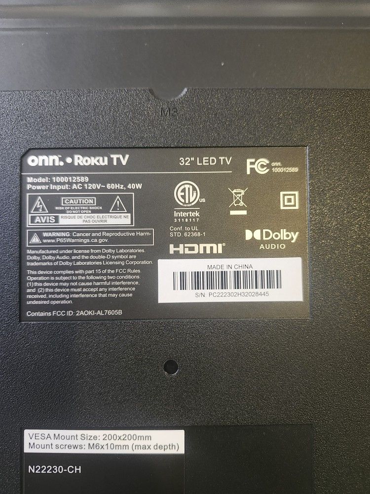 32' ONN, Roku Smart LED TV