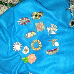Brooch Vintage Total 11
