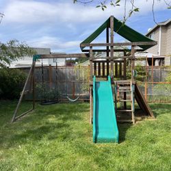 Backyard Discovery Swing Set