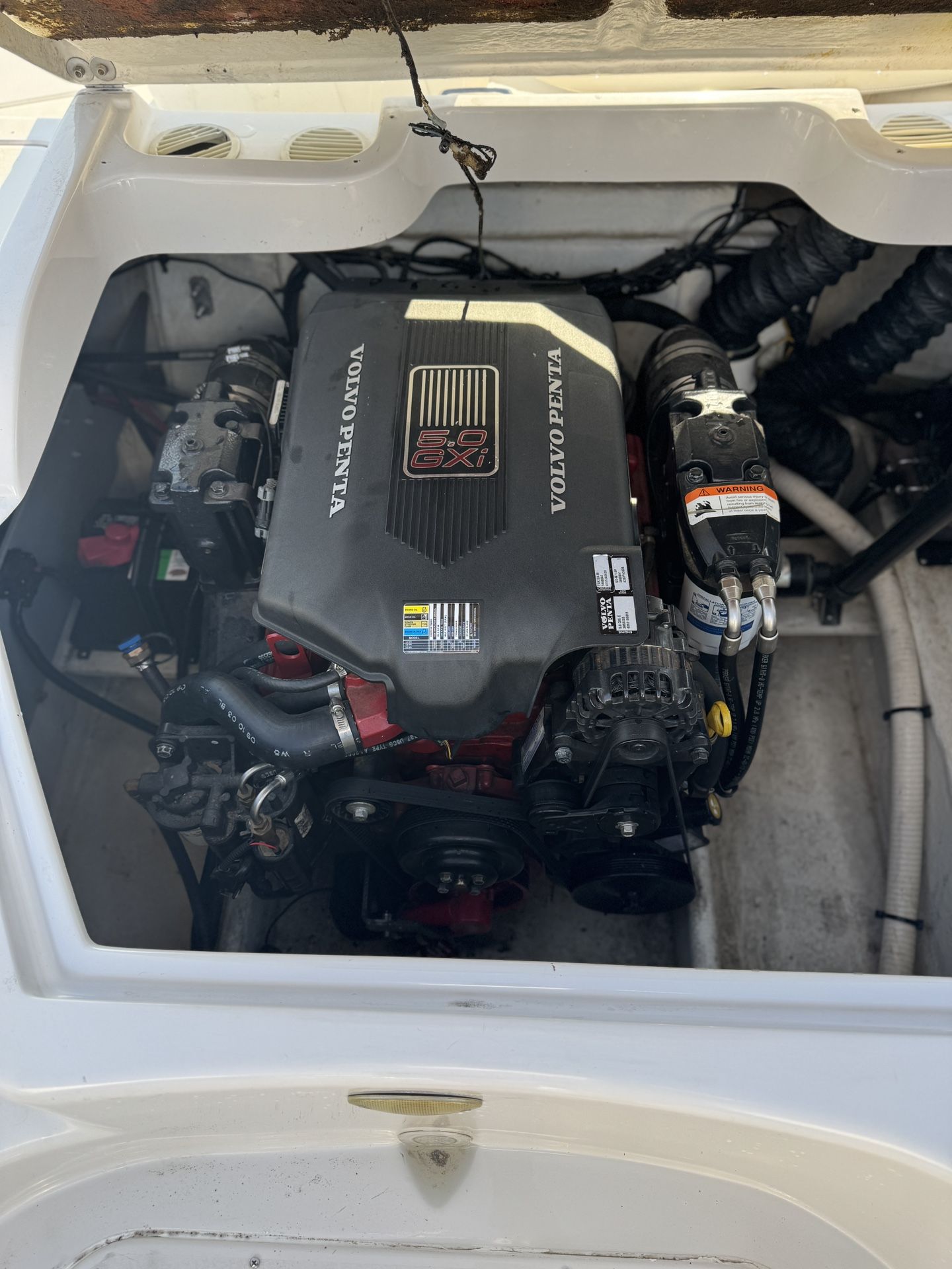 2004 Fourwinns Funship deck boat