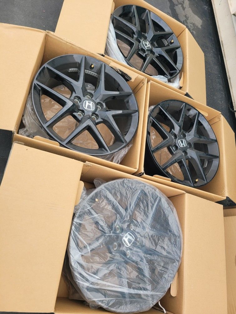 18" Oem Wheels Honda Civic Sport. Black Gloss Zero Scratches No Dents No Curb Rash