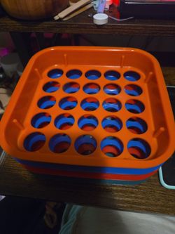 Coin sorter with coin rolls