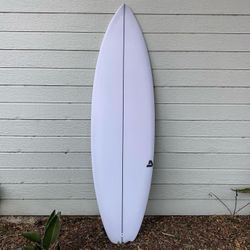 Surfboard 6’0