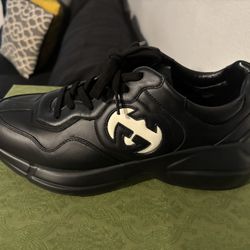 Gucci Sneakers Size 9 