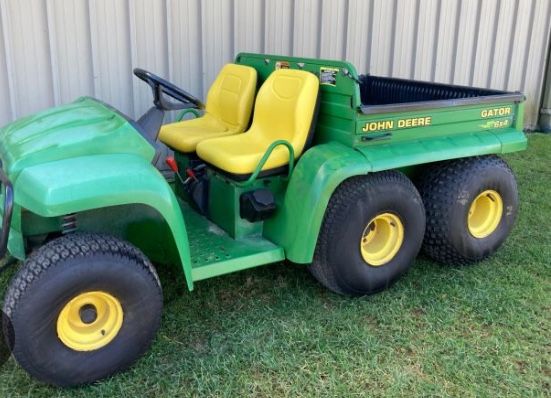 John Deere Gator 4x6