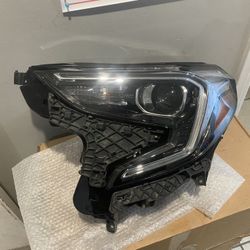 2018-2021 GMC Terrain Left Headlight 