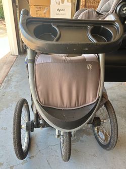 BabyTrend Jogger & Infant seat