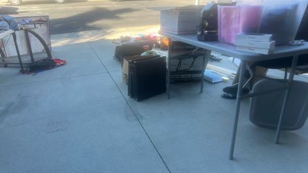 Community Yard Sale Sunday 10/25