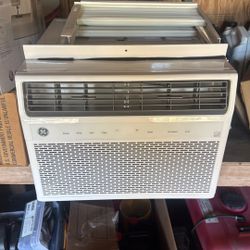 Window AC Unit 