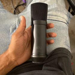 MXL Studio Mic 