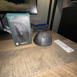 Logitech Lift Wireless Mouse