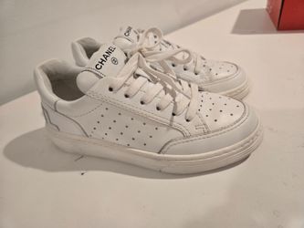 Chanel sneakers sz 35.5 - OBO