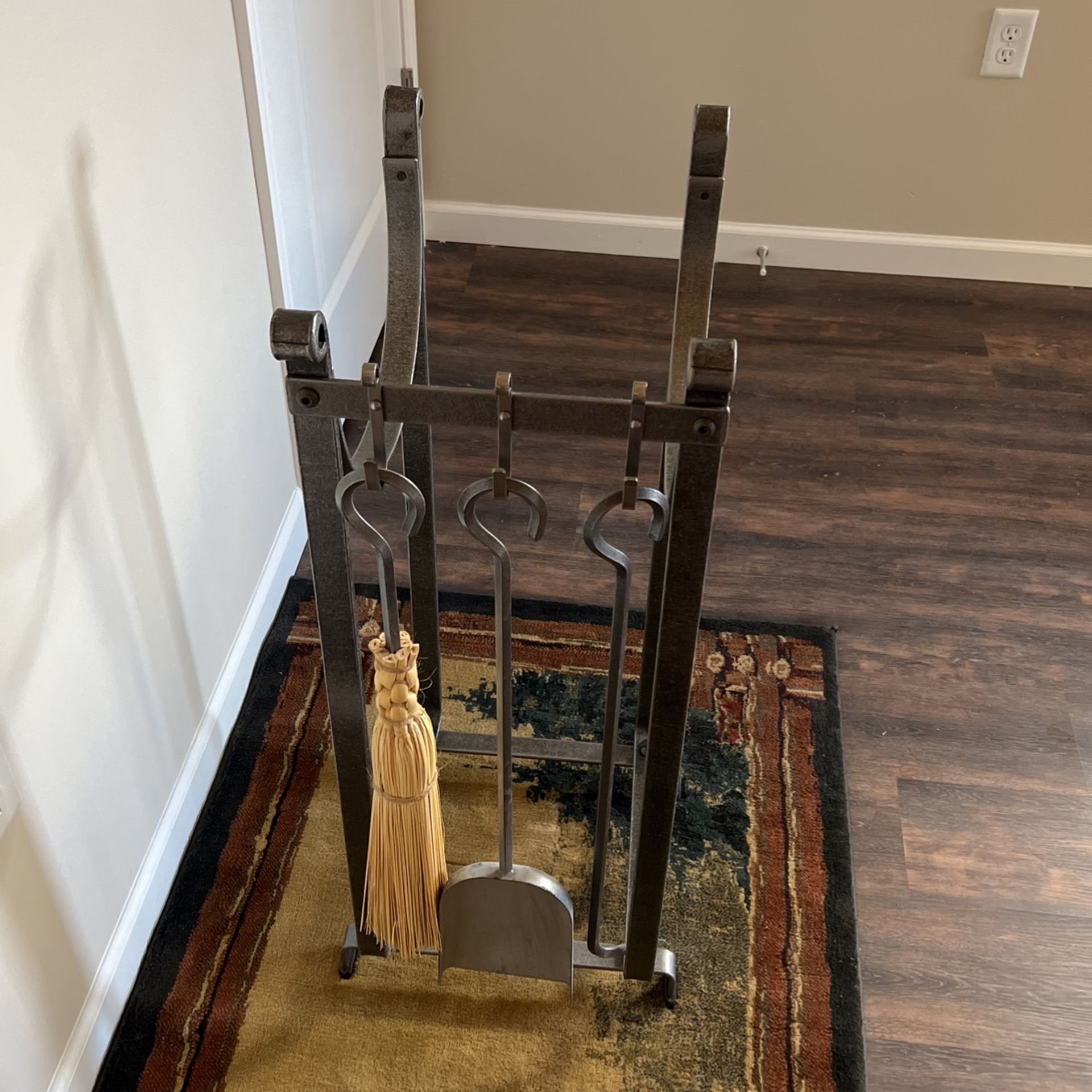 Enclume Fireplace Rack And Tools