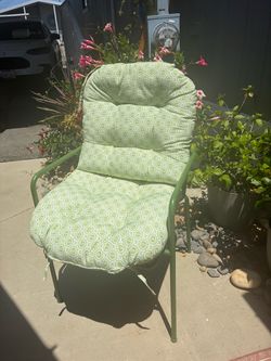 Green Metal Patio Chair with Cushion