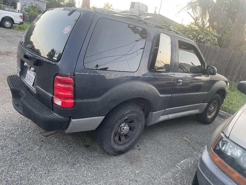 2001 Ford Explorer