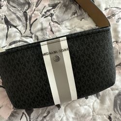 Michael kors Grey Belt Bag Size:L/XL