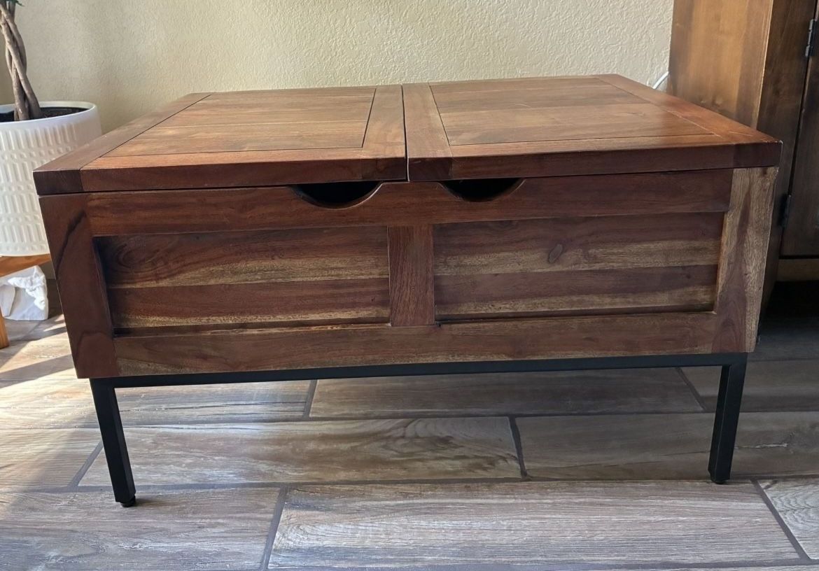 Solid Wood Coffee Table With Storage