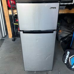 Mini Refrigerator 